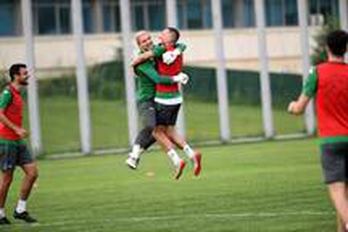 Bursaspor günü çift idmanla tamamladı