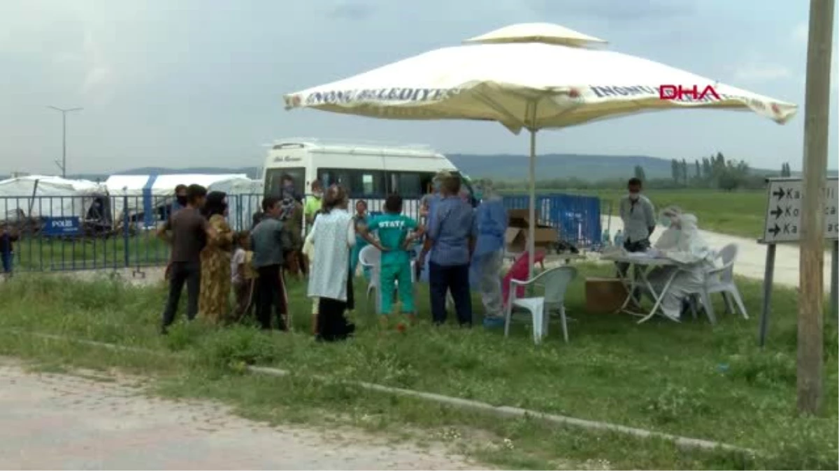 ESKİŞEHİR Mevsimlik tarım işçisinin oğlu koronavirüs çıktı, çadırda kalan 200 kişi karantinaya...