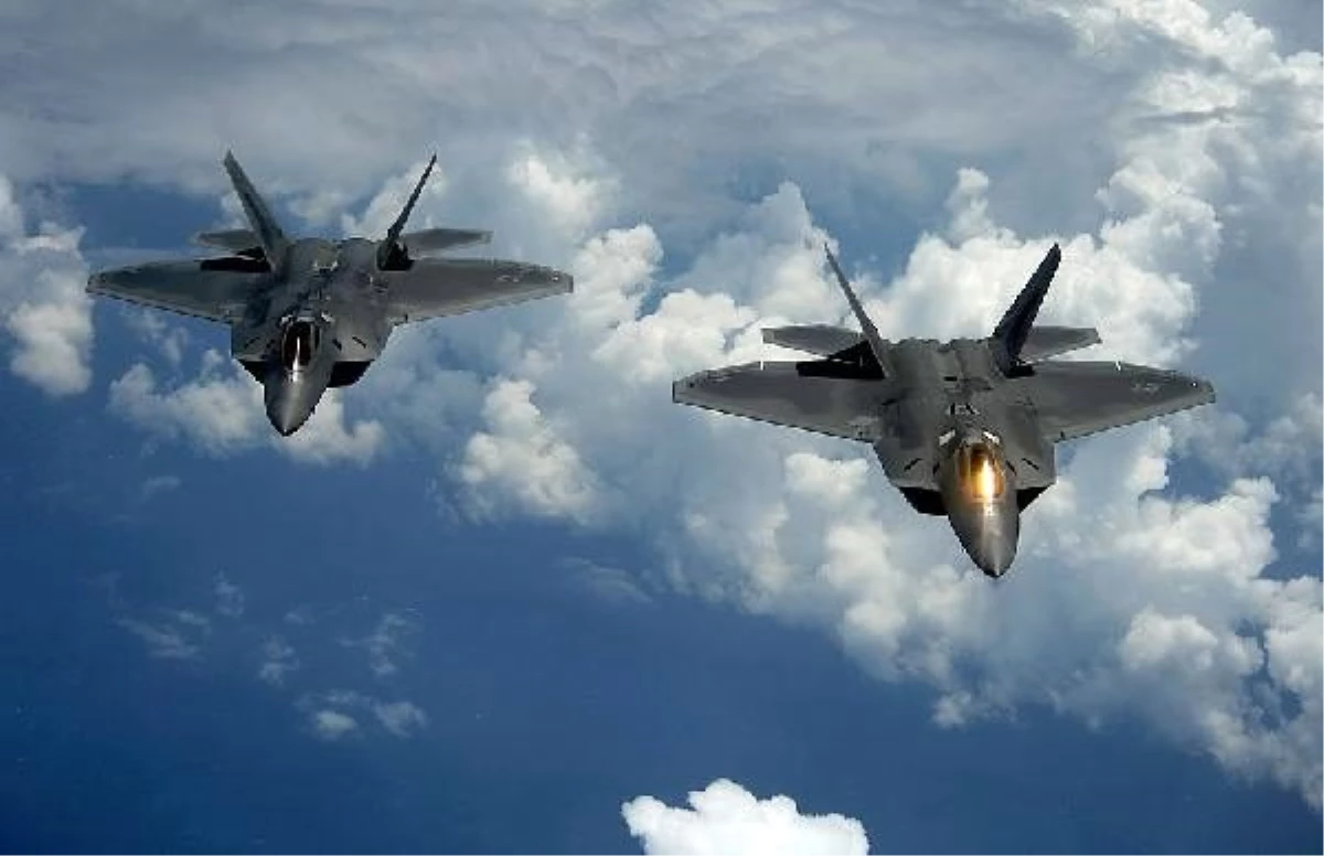 Rusya Savunma Bakanlığı: ABD jetleri, Rus bombardıman uçaklarına eşlik etti