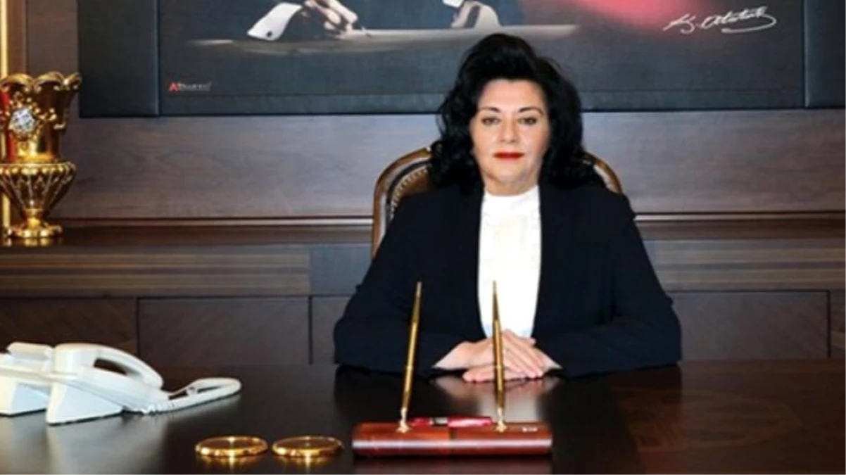 Türkiye\'deki kadın valilerden Esengül Civelek, Cumhurbaşkanı Başdanışmanı olarak atandı