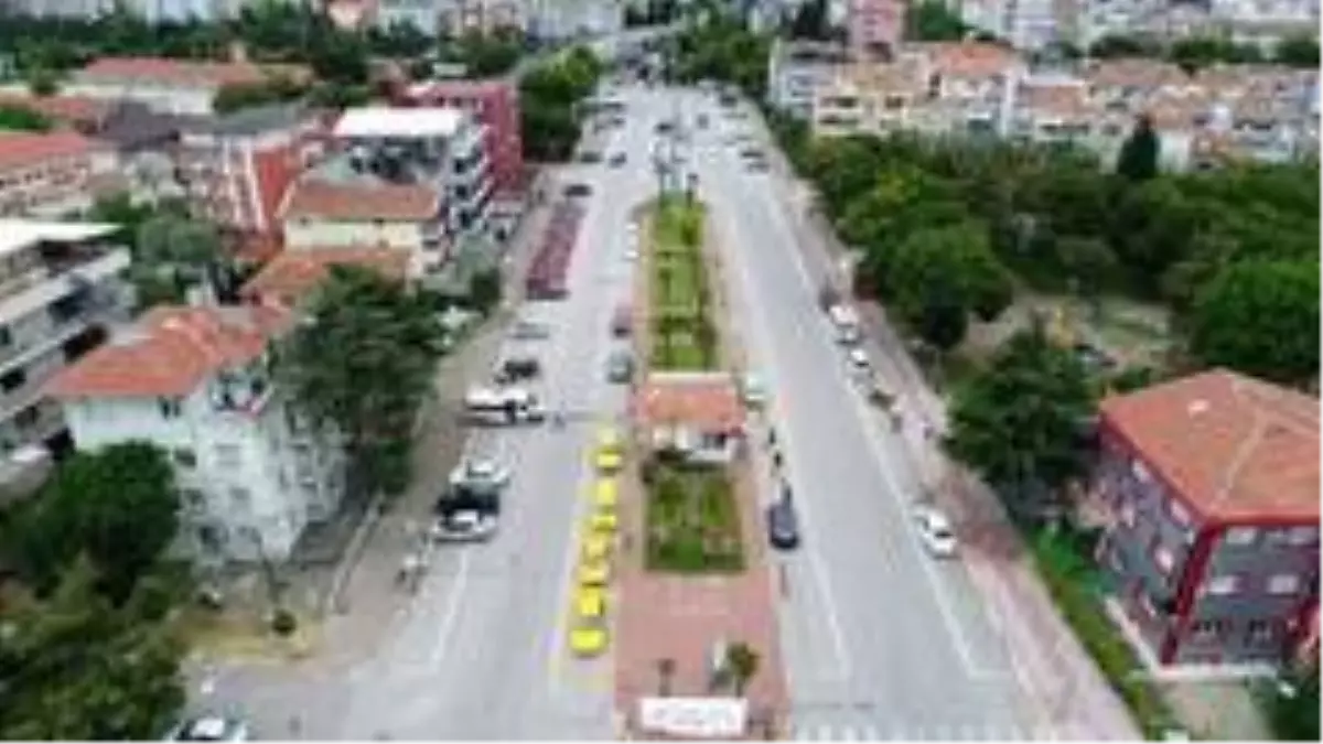 Son dakika haberleri! Altıeylül\'de pazarcı esnafı yeni kurulan pazarda