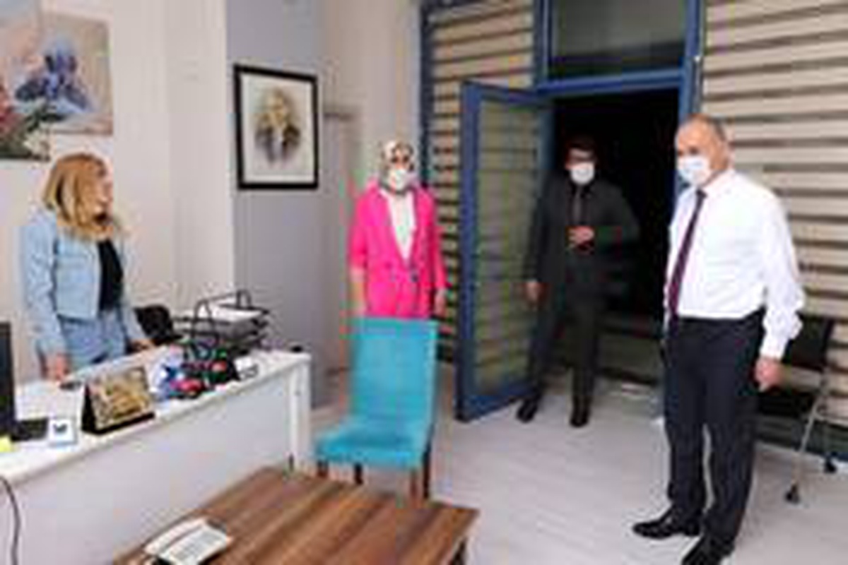 Bahçeşehir bölgesinde belediye birimleri ziyaret edildi