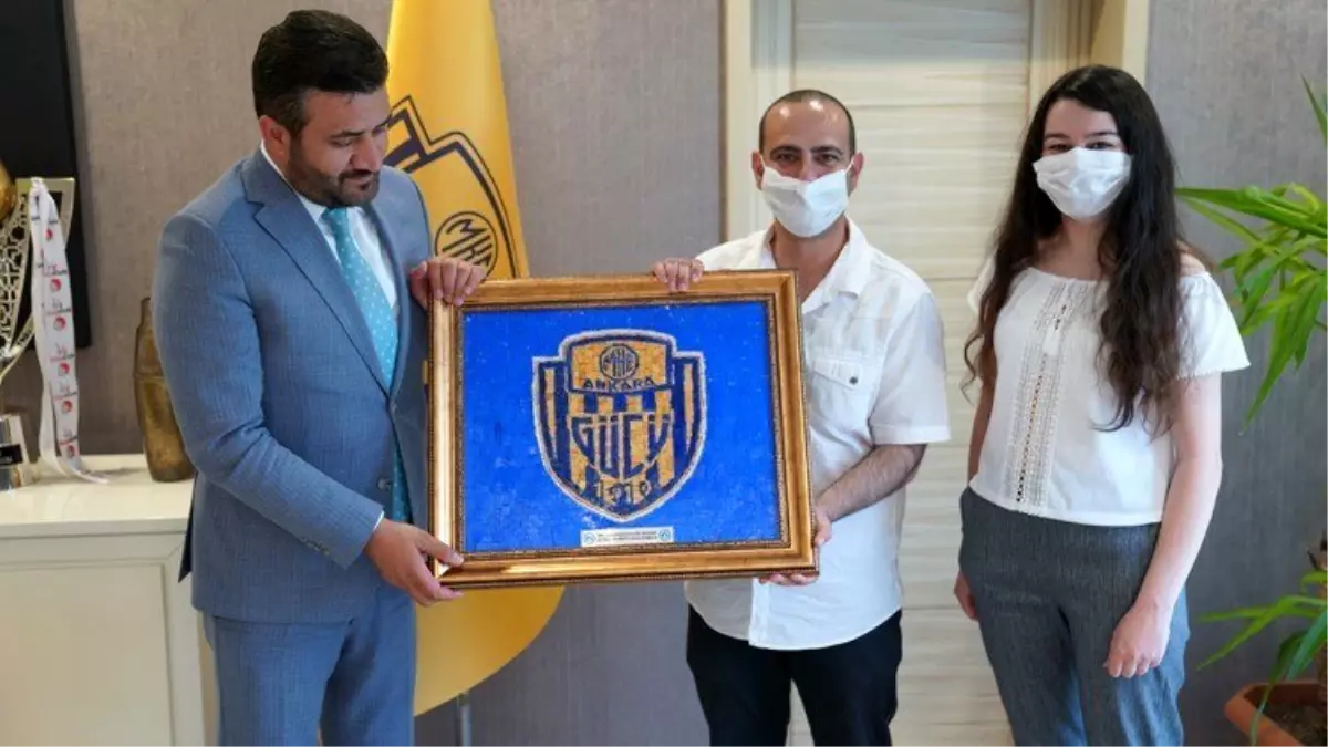 Çocuklardan Ankaragücü logolu mozaik