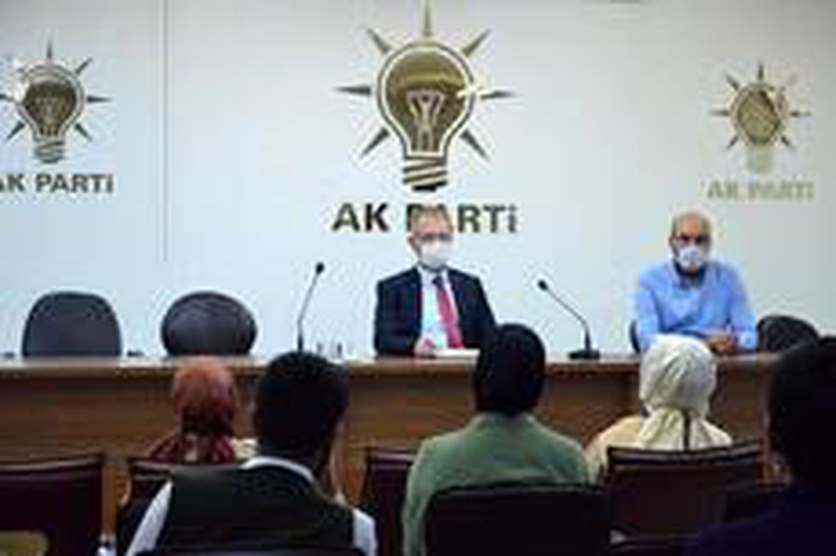 "Gençlerimizin gayret ve heyecanını takdirle karşılıyorum"