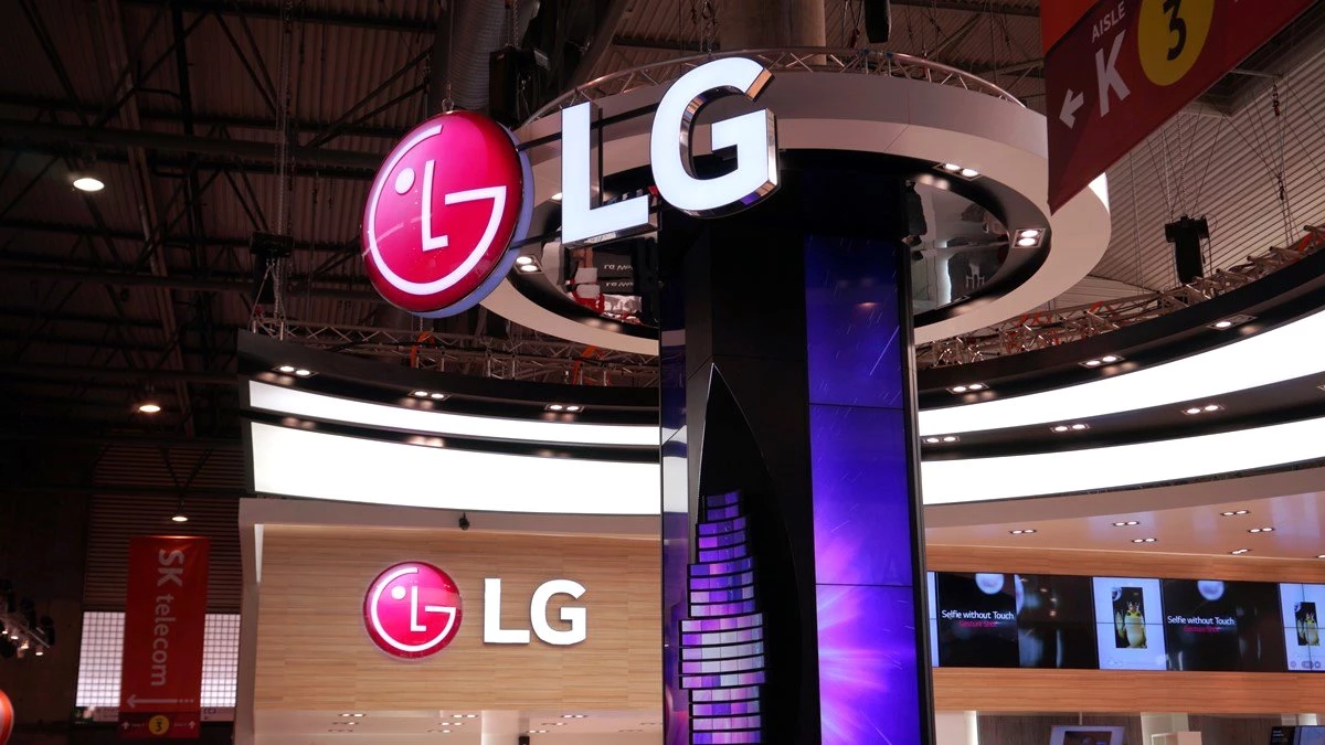LG Esnek Ekranlı Akıllı Telefon Üzerinde Çalışıyor