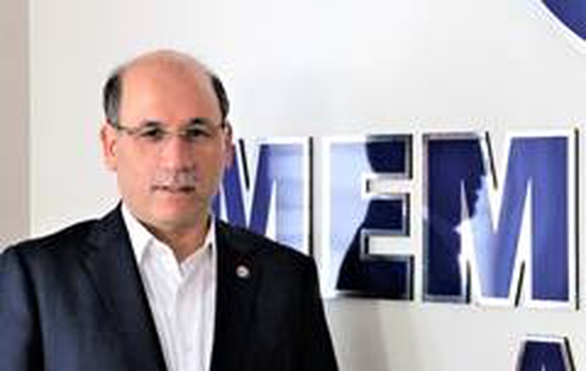 Son dakika haber... Memur-Sen işten çıkarılan belediye çalışanları için alanlara iniyor