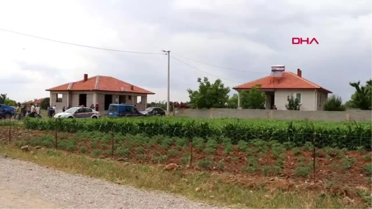 Cinnet getiren inşaat ustası eşini ve iki oğlunu öldürüp, intihar etti