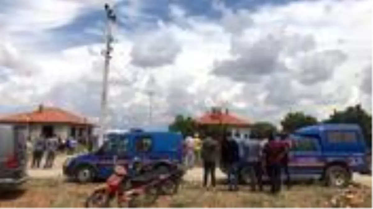 Eşi ve 2 çocuğunu öldüren baba, son kurşunu da kendine sıktı