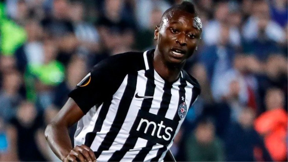 Fenerbahçe ile Beşiktaş, Partizan\'lı golcü Umar Sadiq\'ı gündemine aldı