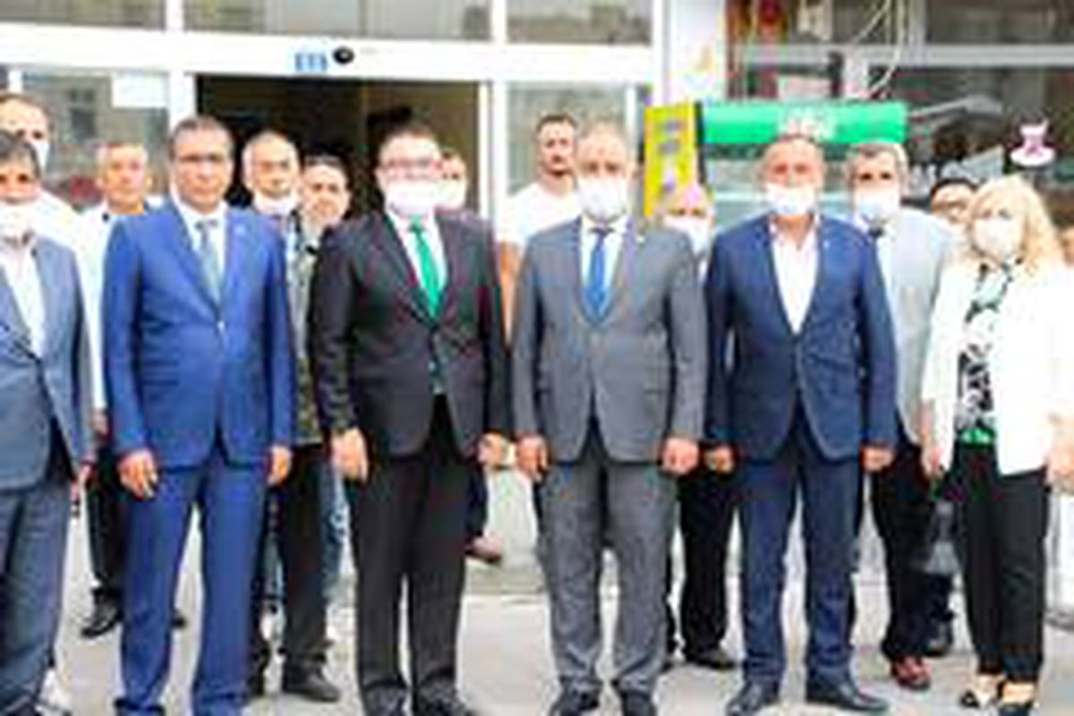Karaarslan\'dan Başkan Demirhan\'a ziyaret
