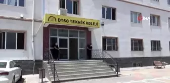 Öğretmenler, LGS öncesi köy okullarının sıra ve masalarını yeniledi