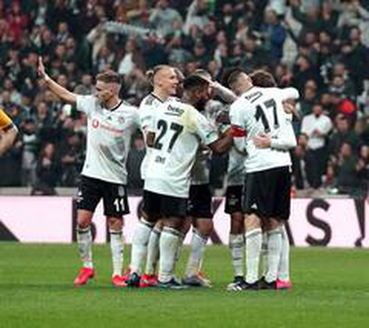 Süper Lig\'de sahne Beşiktaş\'ın