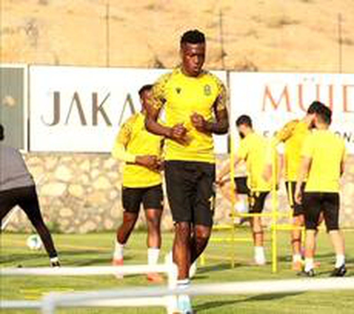 Yeni Malatyaspor\'da bütün hesaplar 3 puan üzerine