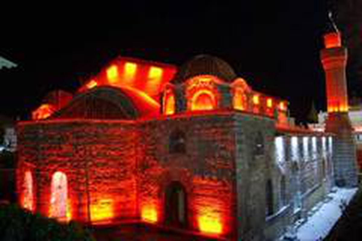 Ayasofya\'lar aynı uygulamalar farklı