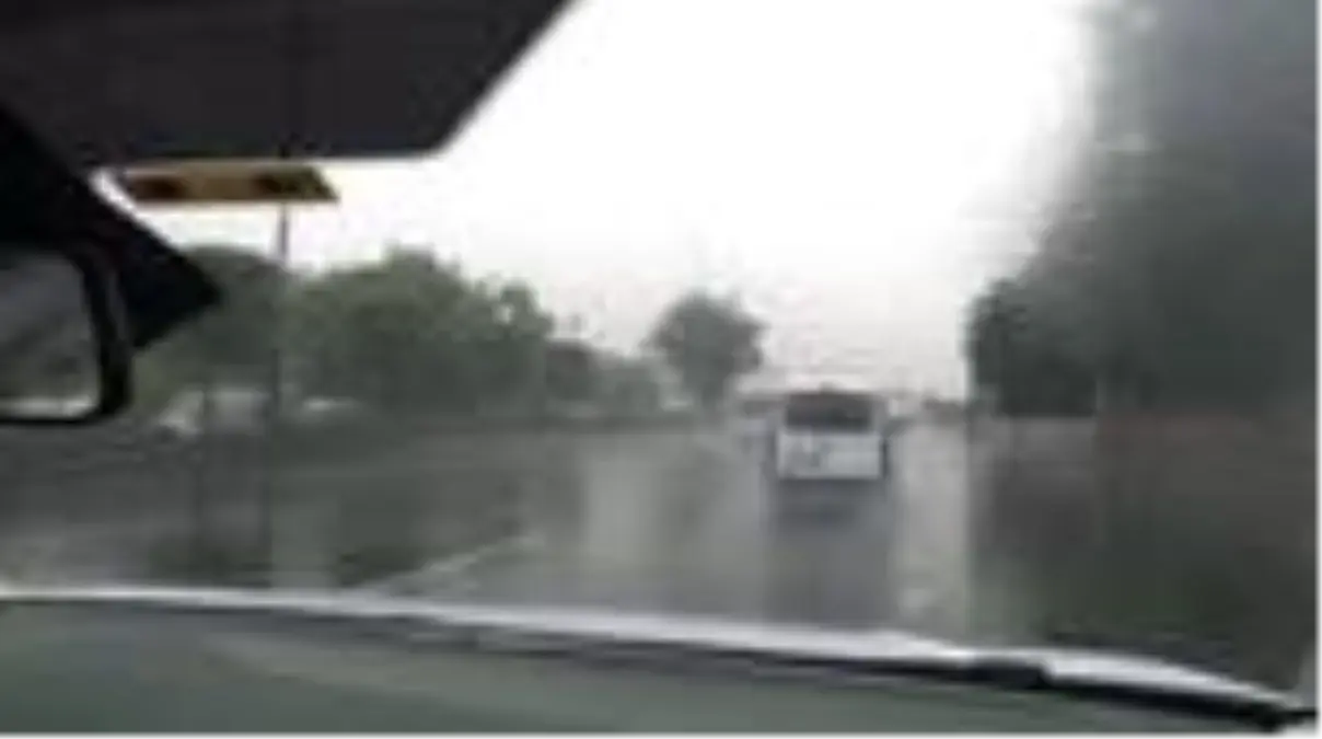 Son dakika haberi: Başkentte sağanak bazı bölgelerde su baskınlarına neden oldu (2)