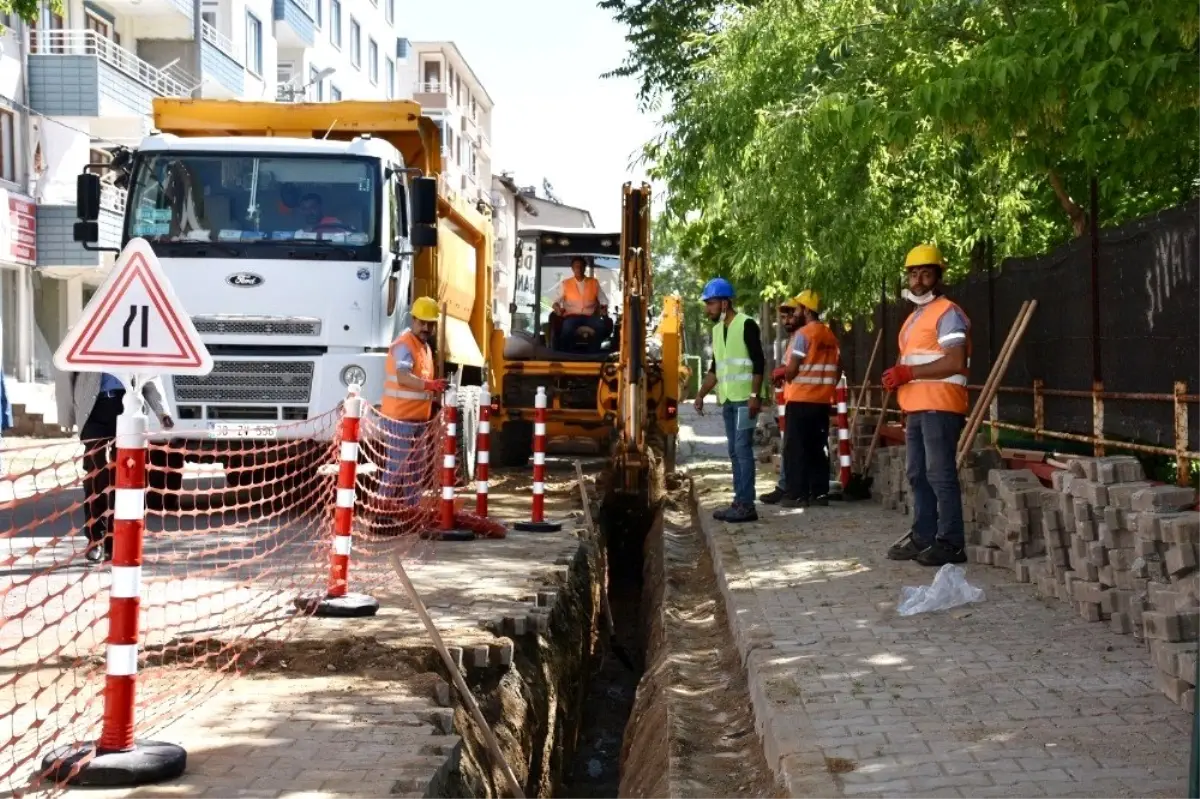 Bingöl Genç\'te doğalgaz çalışması