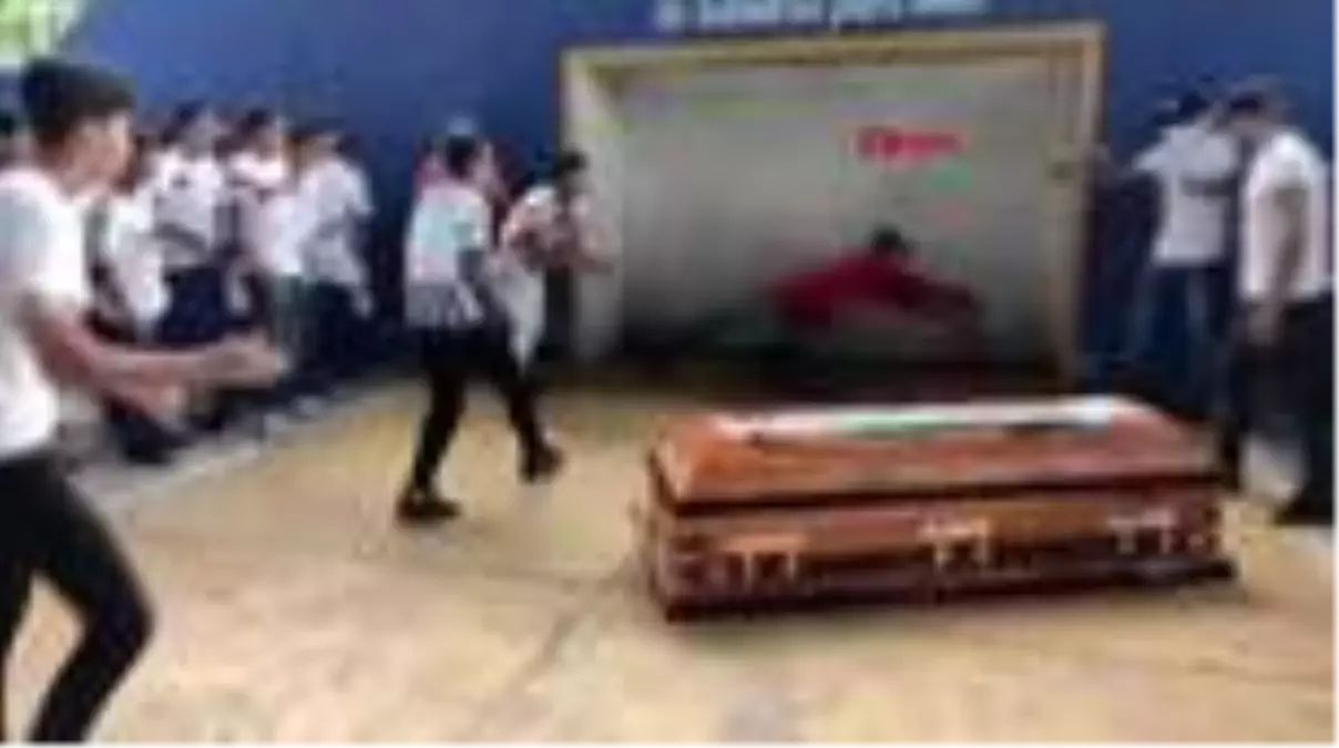 Son dakika! Meksika\'da polis tarafından vurulan amatör futbolcuya anlamlı veda