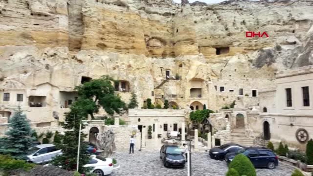 NEVŞEHİR Kapadokya\'da \'Güvenli Turizm Sertifikası\' ilk otele verildi