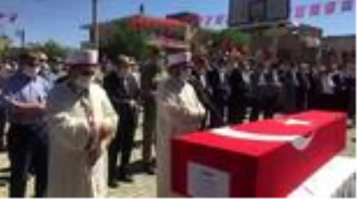 Şehit Piyade Uzman Çavuş Mağat son yolculuğuna uğurlandı