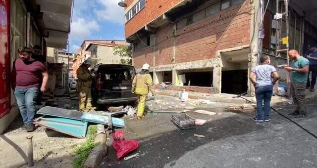 Son dakika: Beyoğlu'nda bir iş yerinde patlama meydana geldi, 5 kişi yaralandı