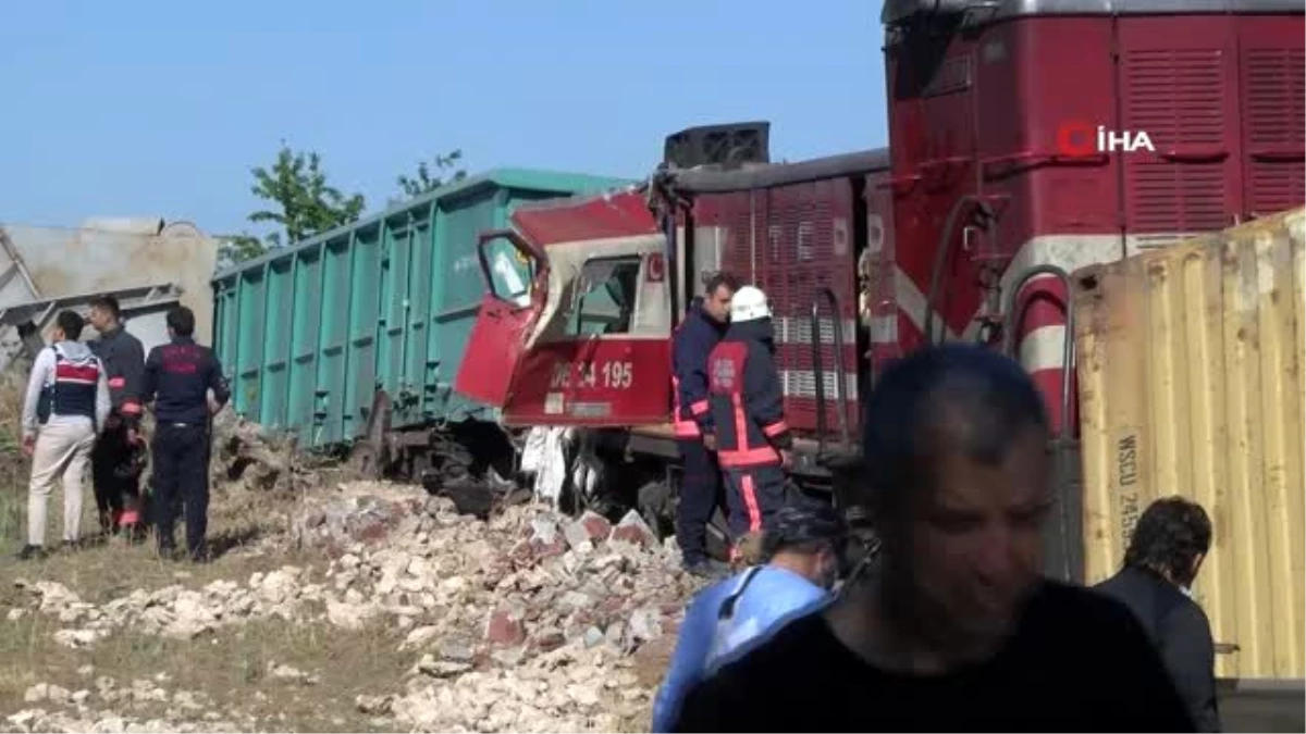 Tren kazasında kayıp makinistin arama çalışmaları sürüyor
