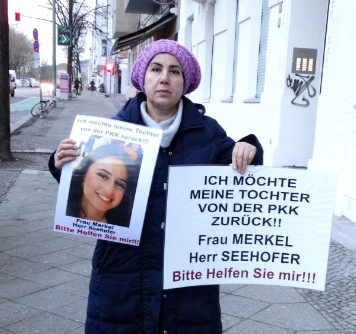 Almanya\'da PKK\'dan kızını isteyen anne: Benim gibi çok anne var ama konuşamıyorlar
