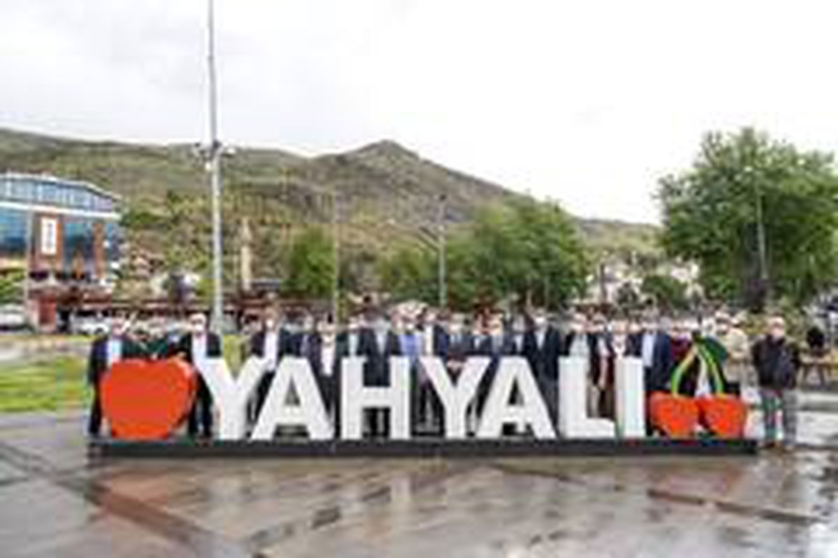 Başkan Büyükkılıç ile ilçeler hep bir arada