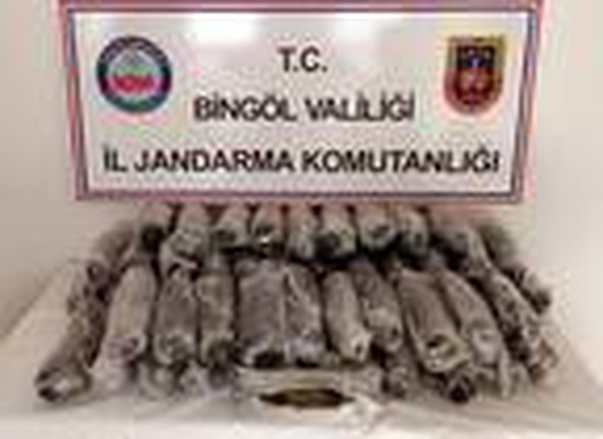 Bingöl\'de, mağaraya gizlenen 50 kilo esrar bulundu