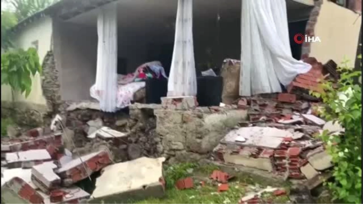 Valilikten son dakika deprem açıklaması: "3 kişi göçük altında"