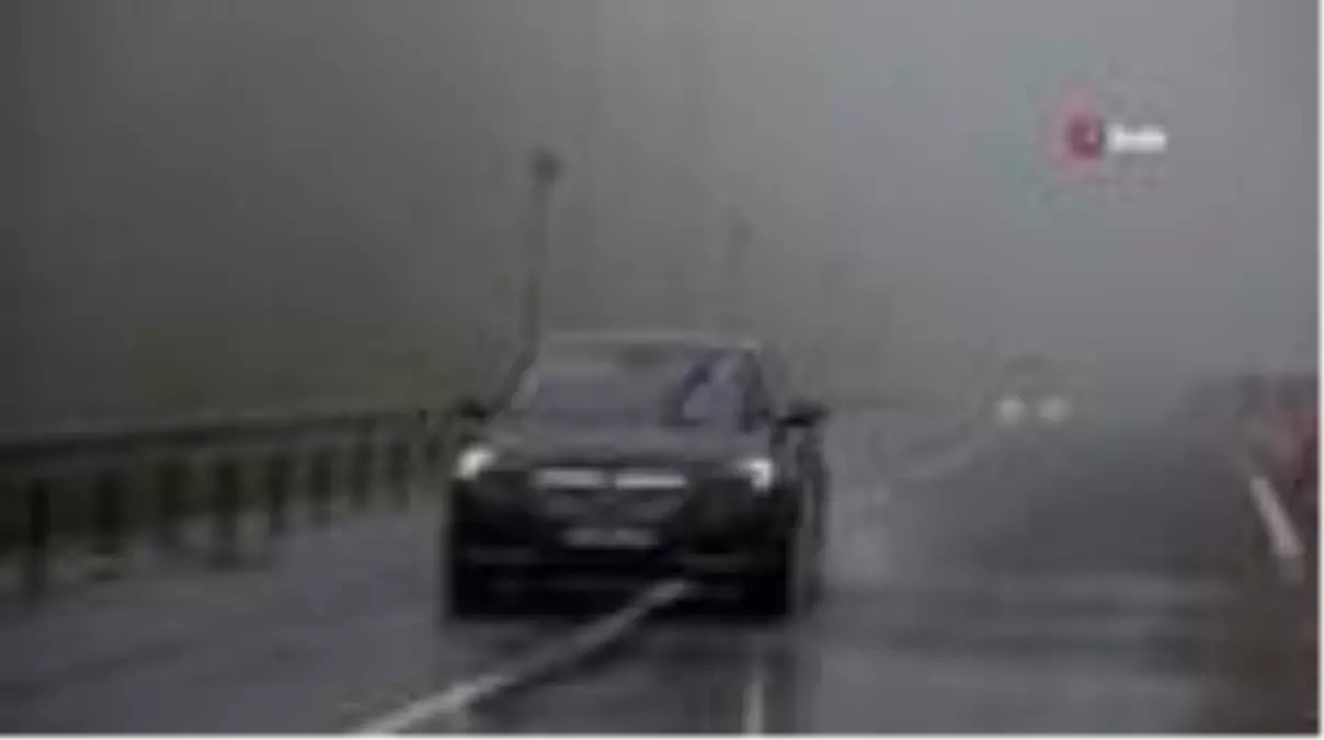 Son Dakika: Bolu Dağı\'nda yoğun sis ve yağmur etkili oluyor