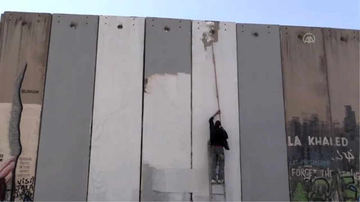 İsrail polisince şehit edilen otizmli Filistinlinin resmi Ayrım Duvarı\'na çizildi - BEYTÜLLAHİM