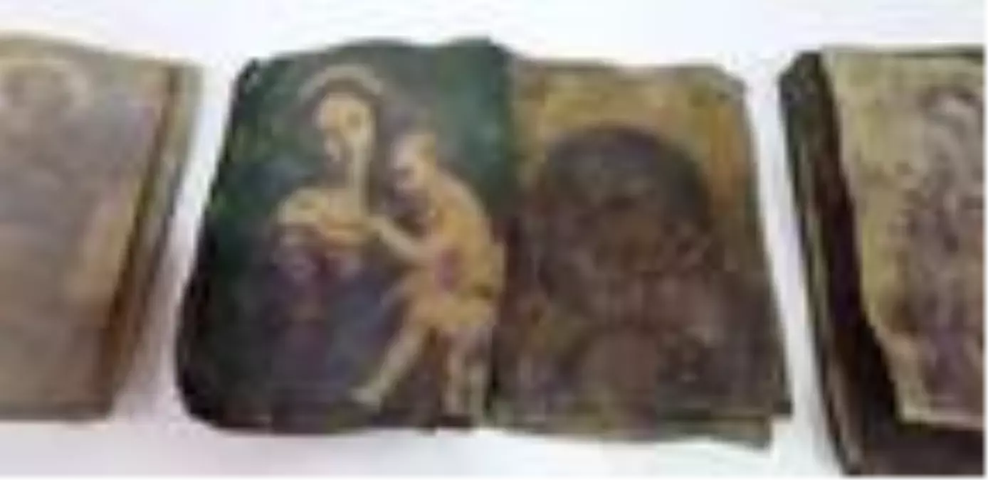 Kırıkkale\'de, Hıristiyanlığın ilk dönemlerine ait dua kitapları ele geçirildi