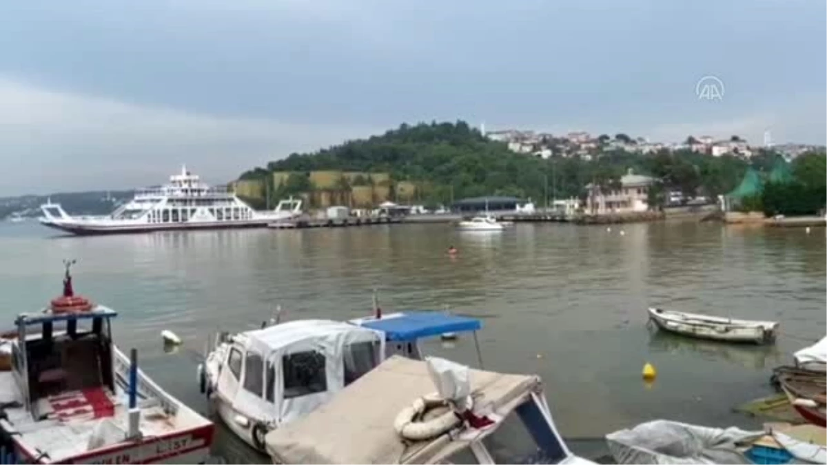 Sağanak, Beykoz açıklarında denizin rengini değiştirdi