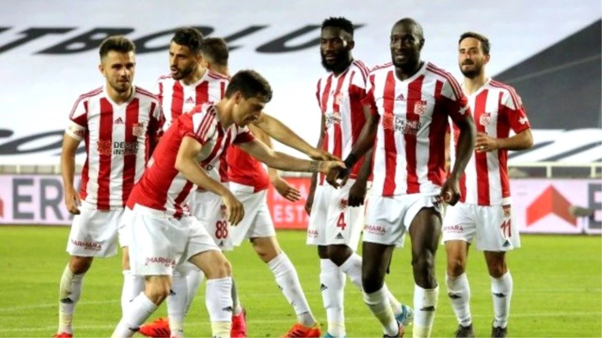 Sivasspor, sahasında Denizlispor\'u mağlup etti