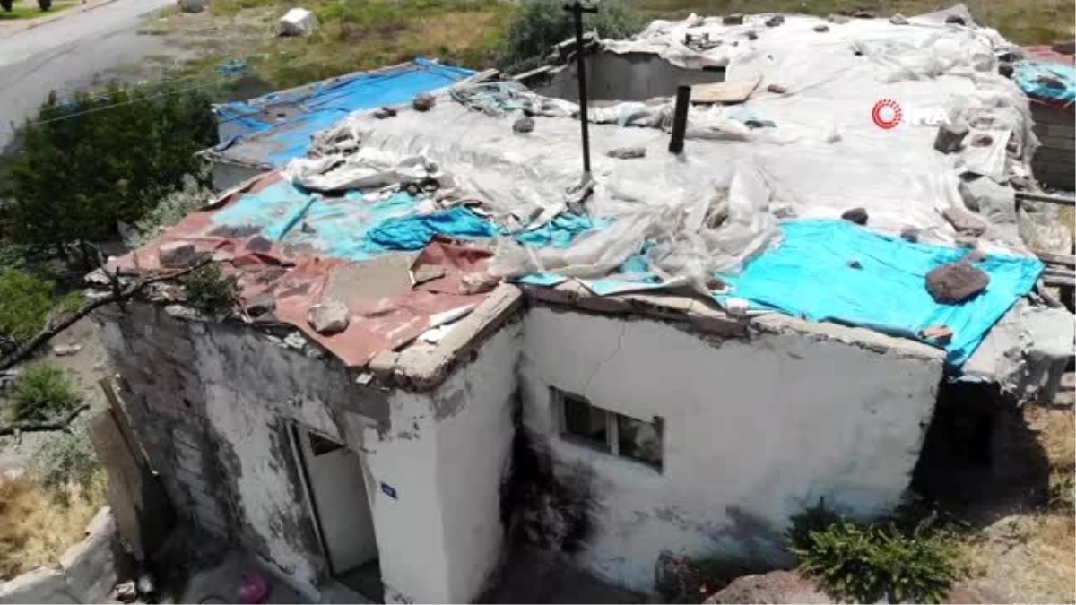 Son dakika haberi | Tavanı çöken müstakil evde yaşam mücadelesi