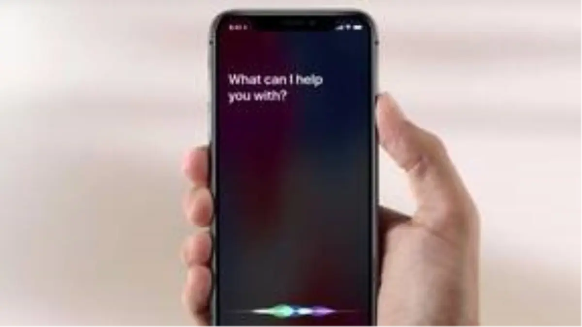 Apple Kestirmeler için Yeni Özellik: Hey Siri, Polis Beni Kenara Çekti!