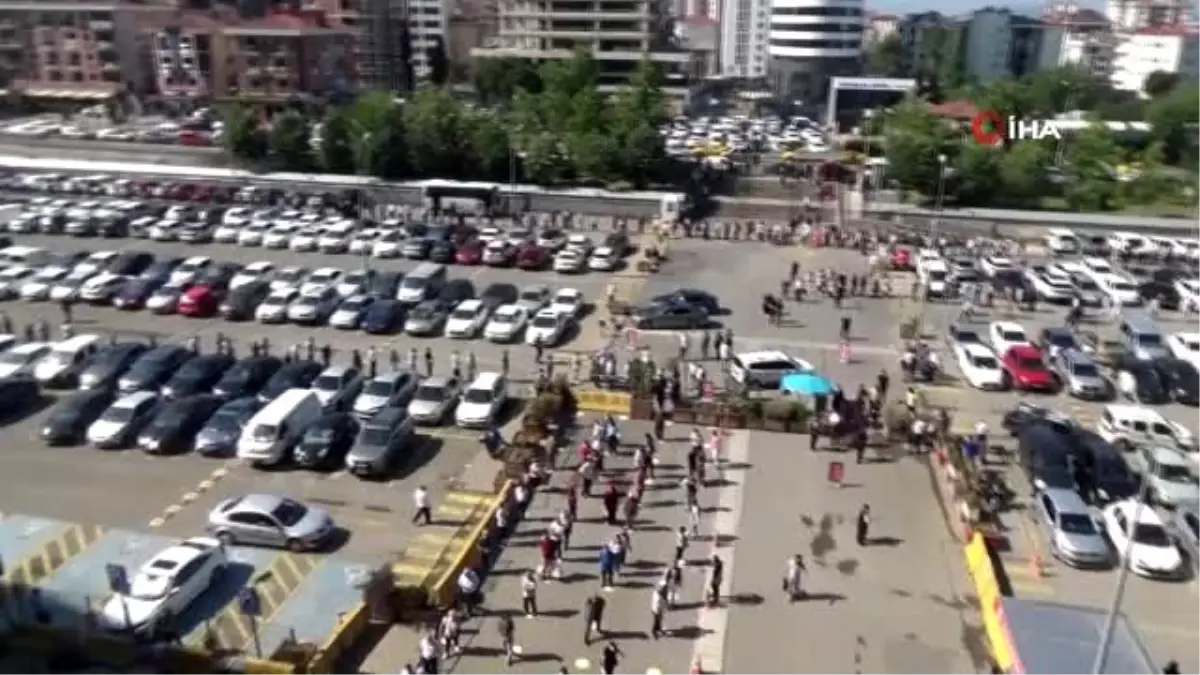 Duruşmaların başlamasıyla birlikte Kartal Adliyesi\'nde metrelerce kuyruk oluştu