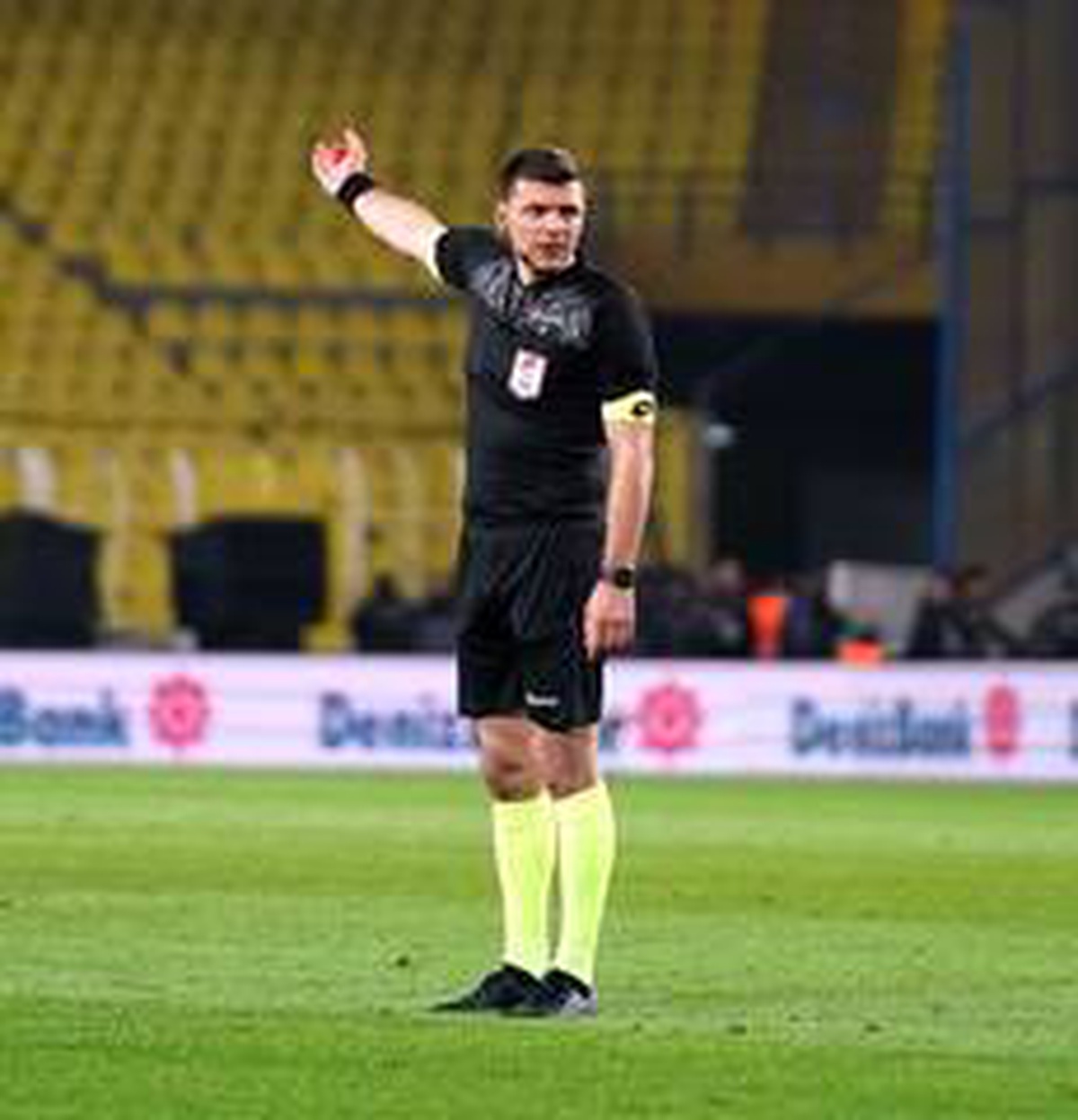 Kayserispor-Gençlerbirliği maçını Ümit Öztürk yönetecek