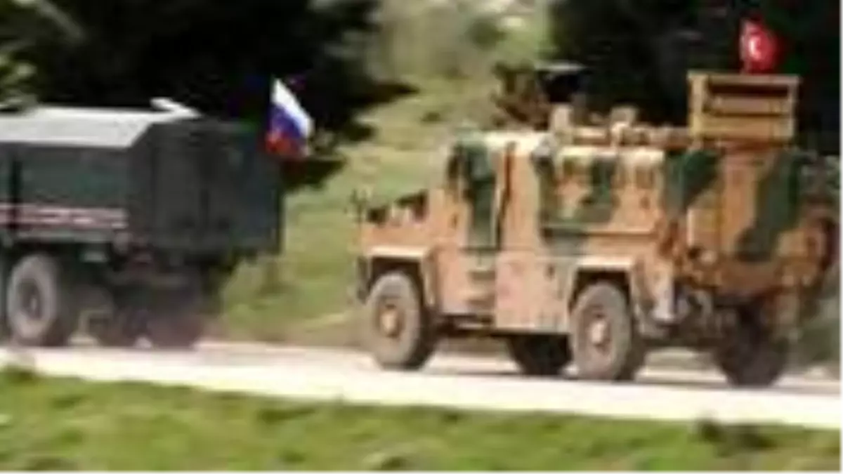 Son dakika: İdlib\'de gerçekleşen Türk-Rus ortak devriyesine bombalı saldırı