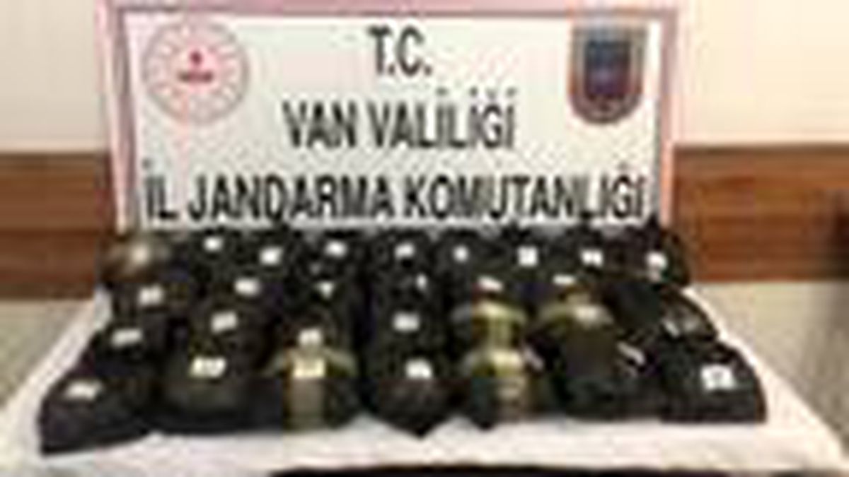 Van\'da, torbalar içinde 30 kilo metamfetamin bulundu