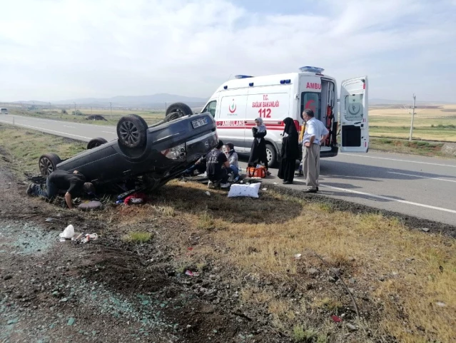 yozgat taki trafik kazasinda ayni aileden 3 kisi yaralandi