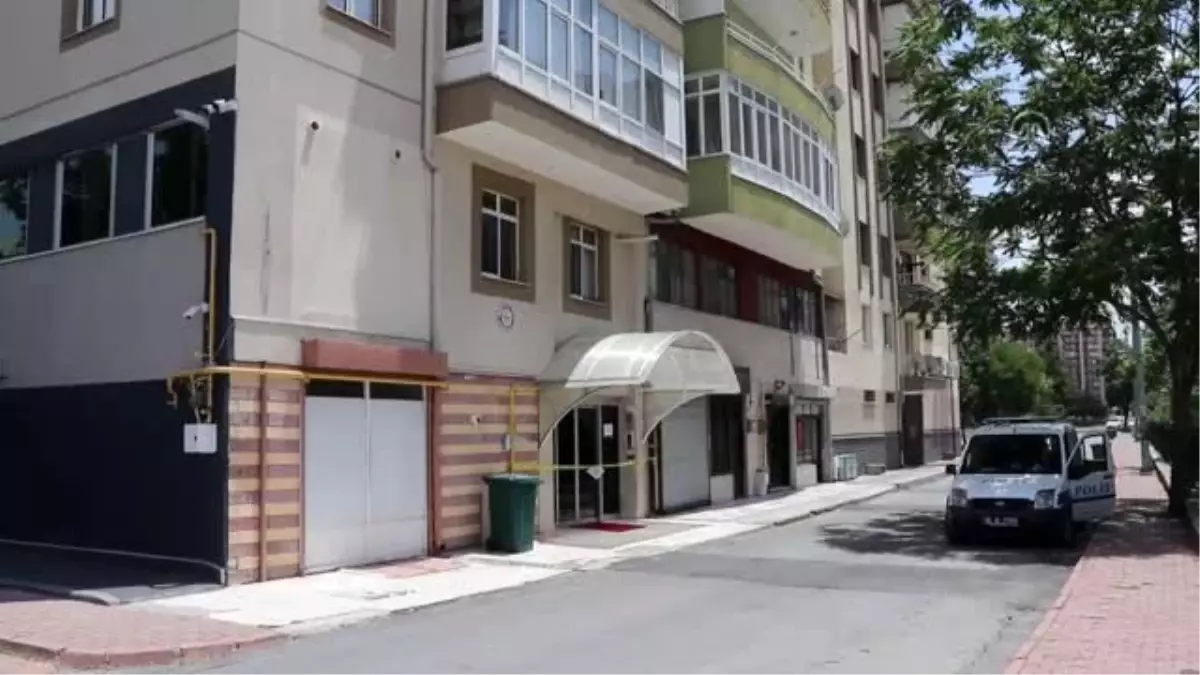 22 daireli bina karantinaya alındı