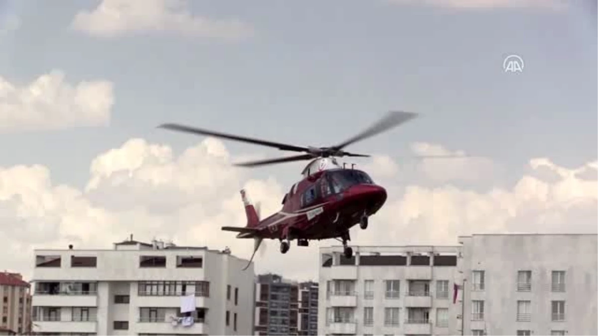 Ambulans helikopter kalp hastası kadın için havalandı
