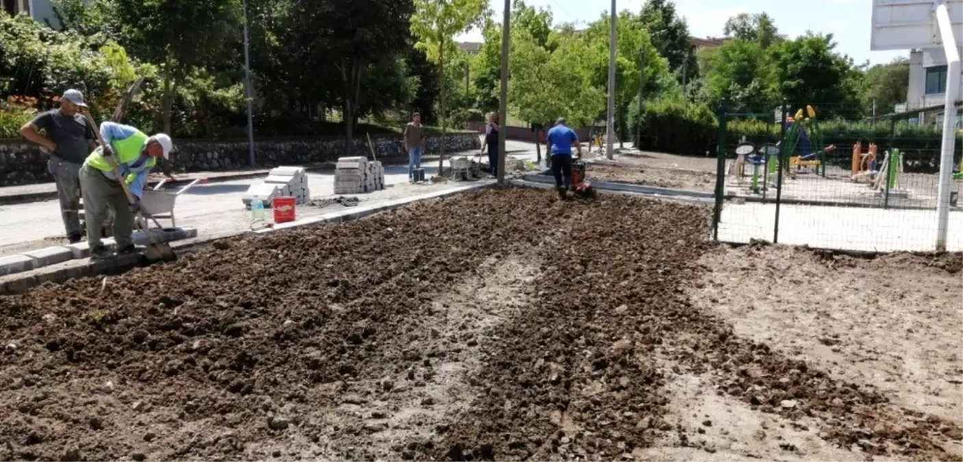 Düzce Belediyesi yeni oyun parkı kuruyor