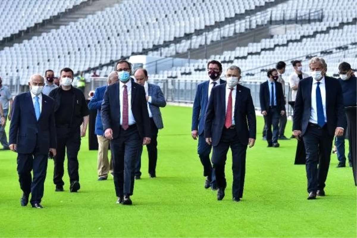 UEFA\'nın Şampiyonlar Ligi finali kararı sonrası İstanbul\'da önemli zirve