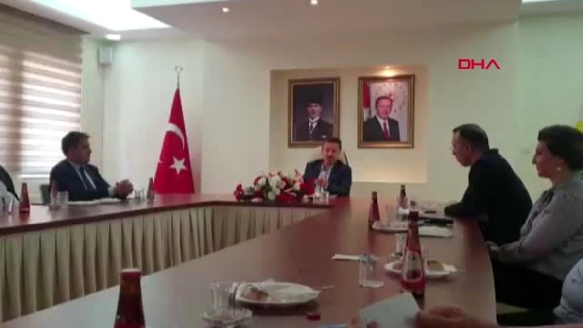 IĞDIR Giresun\'a atanan eski Iğdır Valisi Ünlü, HDP\'li belediyenin yolsuzluğunu anlattı