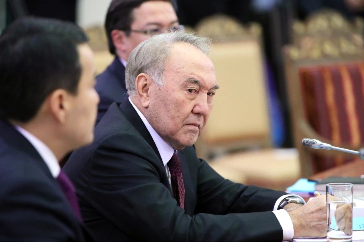 Kazakistan\'ın eski Cumhurbaşkanı Nazarbayev korona virüse yakalandı