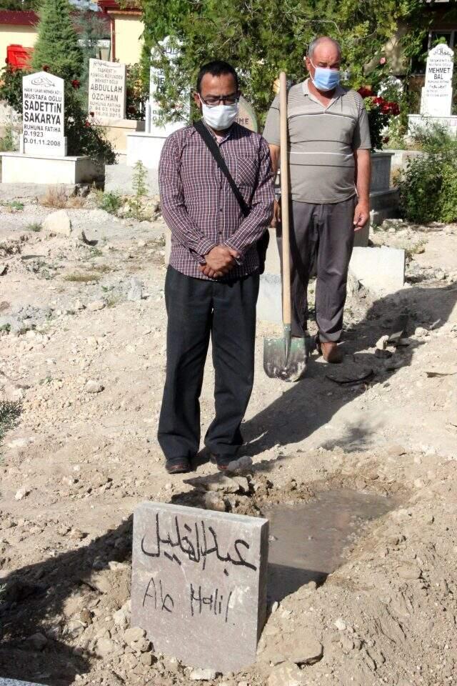 Öldürülen Afgan uyruklu çoban, kimsesizler mezarlığına defnedildi