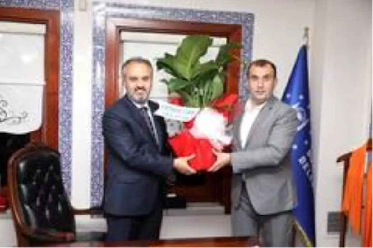 Başkan Soydan\'dan Bursa Büyükşehir Belediye Başkanı Aktaş\'ı ziyaret etti