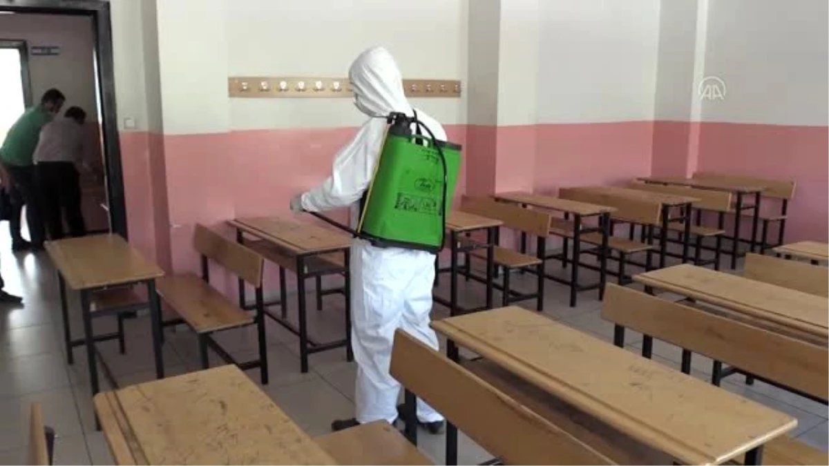 Bitlis\'te dezenfekte edilen okullar LGS\'ye hazır
